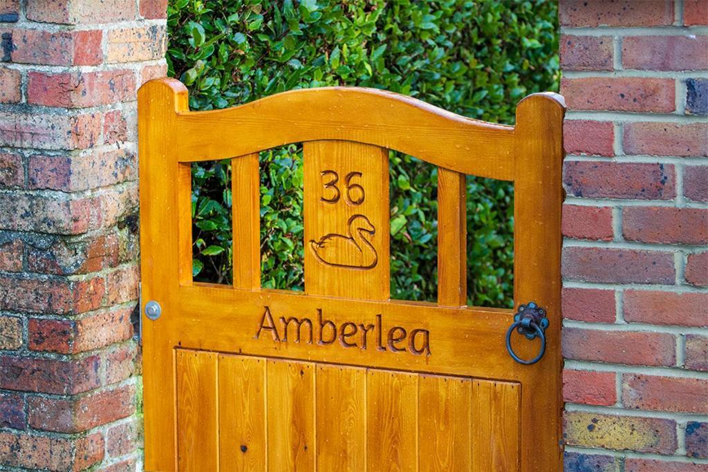 Amberlea Guest House Swanage Dış mekan fotoğraf